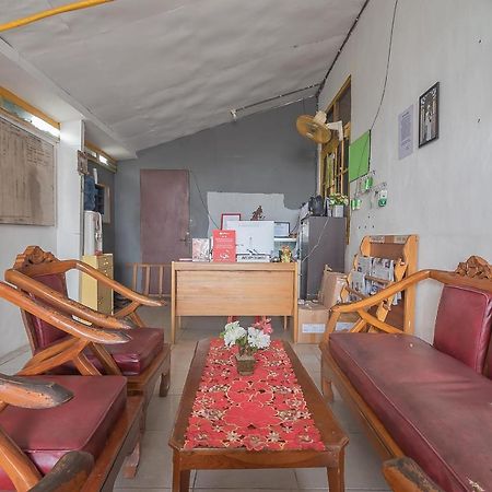 Готель Reddoorz Syariah At Jalan Cilik Riwut Kapuas Kualakapuas Екстер'єр фото