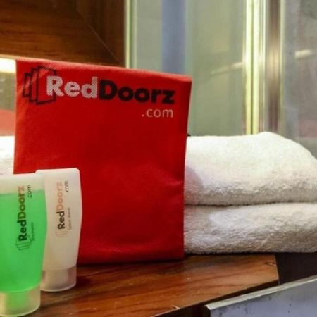Готель Reddoorz Syariah At Jalan Cilik Riwut Kapuas Kualakapuas Екстер'єр фото