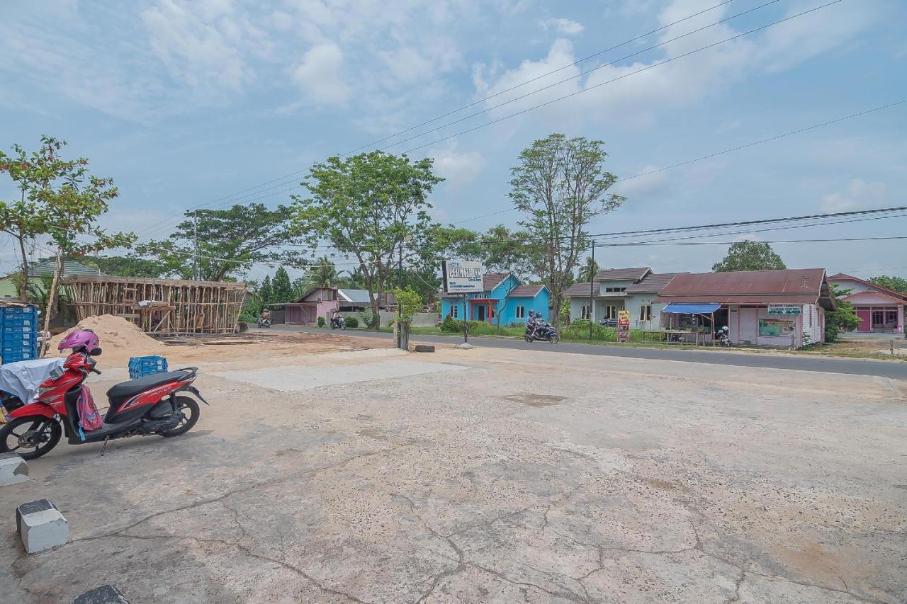 Готель Reddoorz Syariah At Jalan Cilik Riwut Kapuas Kualakapuas Екстер'єр фото