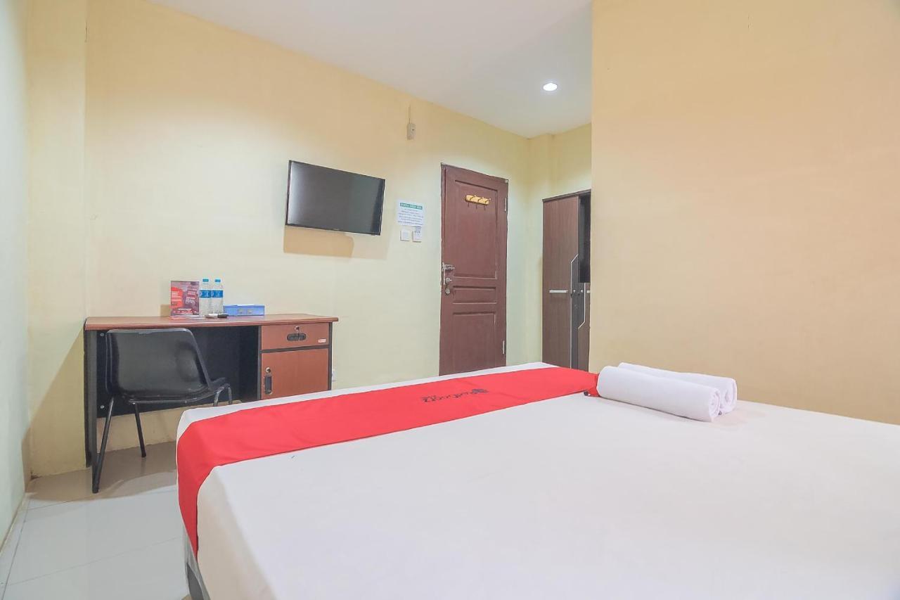 Готель Reddoorz Syariah At Jalan Cilik Riwut Kapuas Kualakapuas Екстер'єр фото